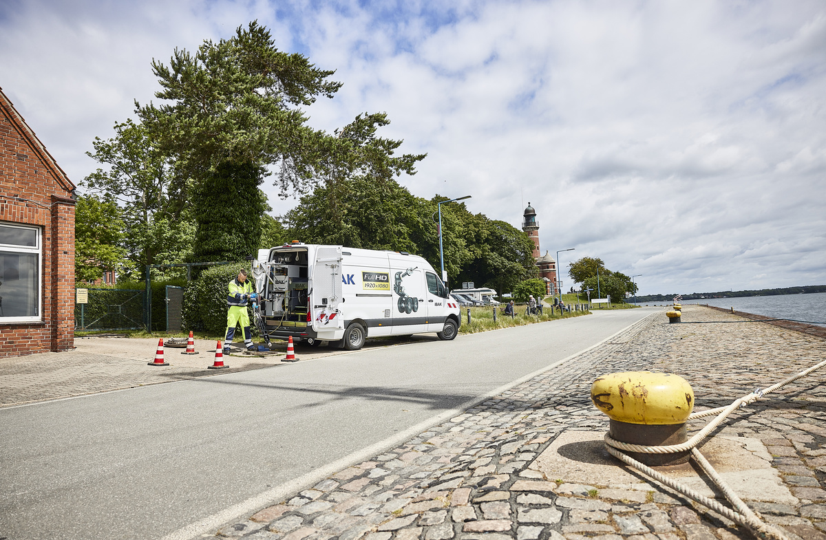 IBAK Offene Jobs Karriere Stellenangebote mit Perspektive Kanalinspektion Kiel Holtenau