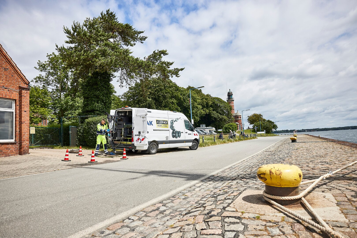 IBAK Offene Jobs Karriere Stellenangebote mit Perspektive Kanalinspektion Kiel Holtenau