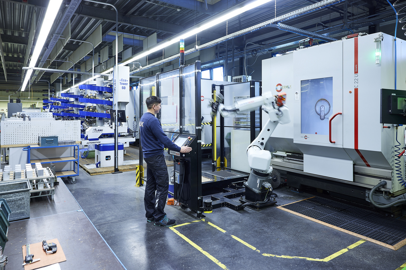 IBAK Profondeur de fabrication Développement et production propres Robots Fabrication en série