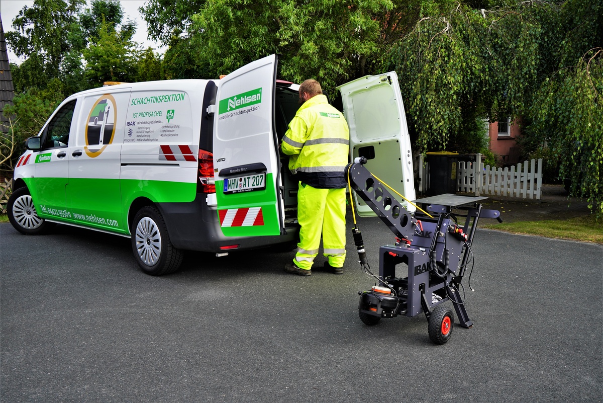 Umbau des mobilen Schachtinspektionssystems PANORAMO SI am Fahrzeug