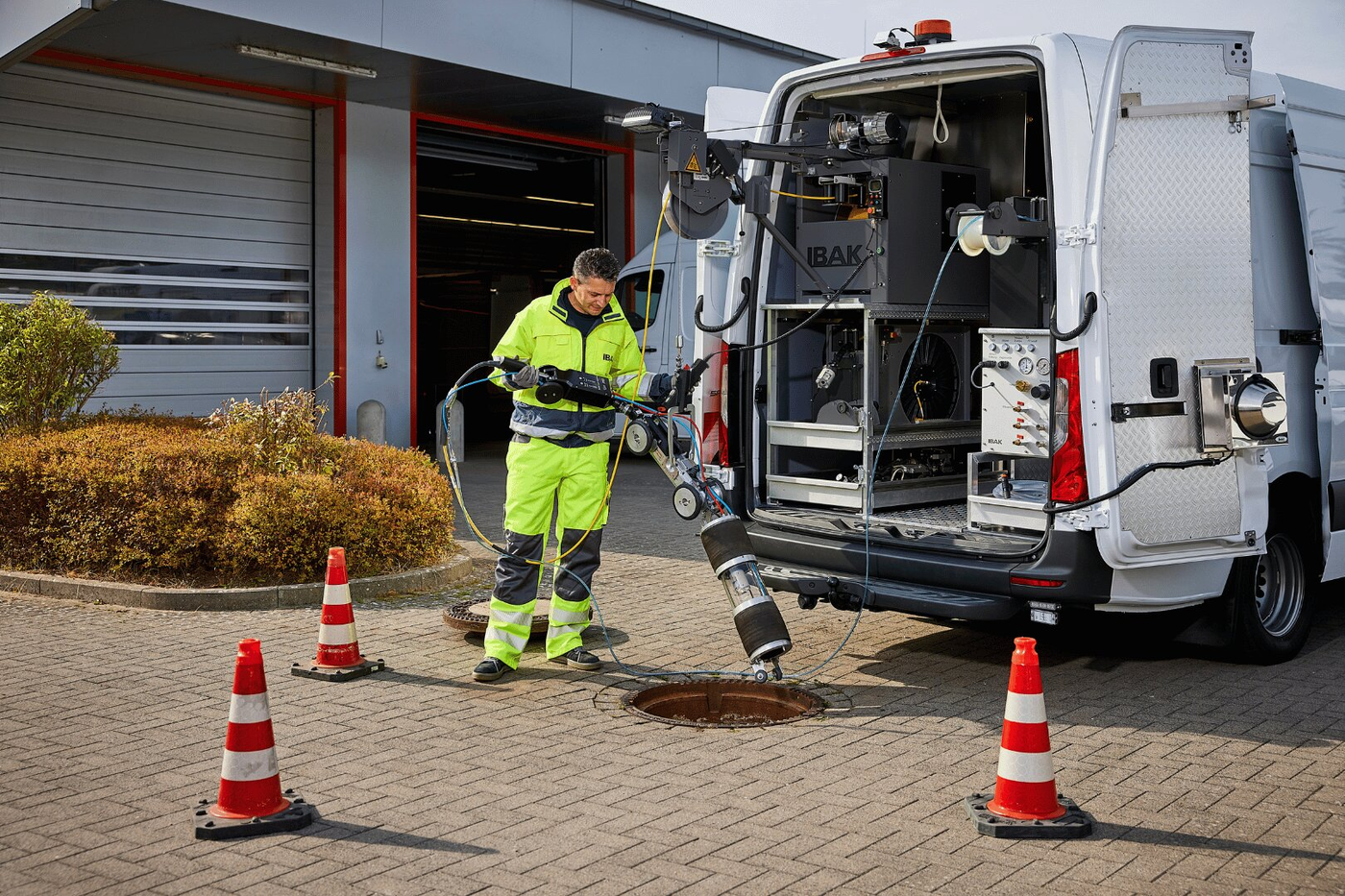 IBAK Fahrzeug Dichtheitsprüfsystem am Schacht Dichtheitsprüfung