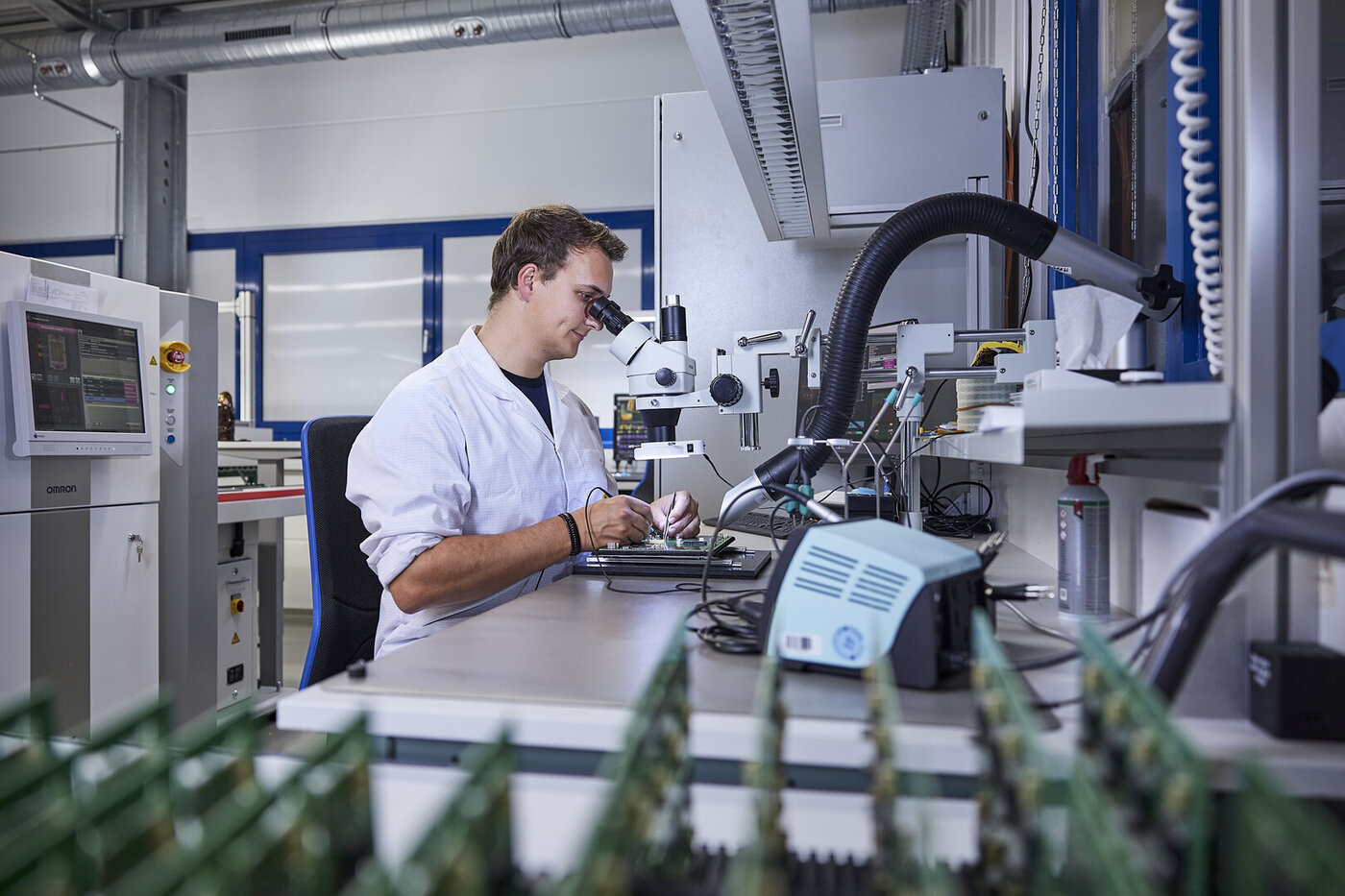 IBAK Assurer la qualité Contrôle Réception Platines Microscope