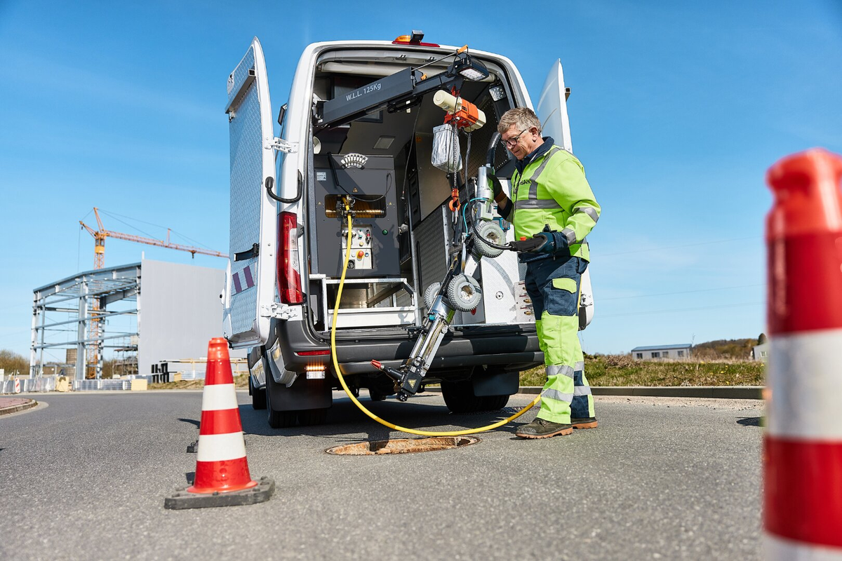 IBAK Fahrzeugsystem für die Kanalsanierung MicroGator