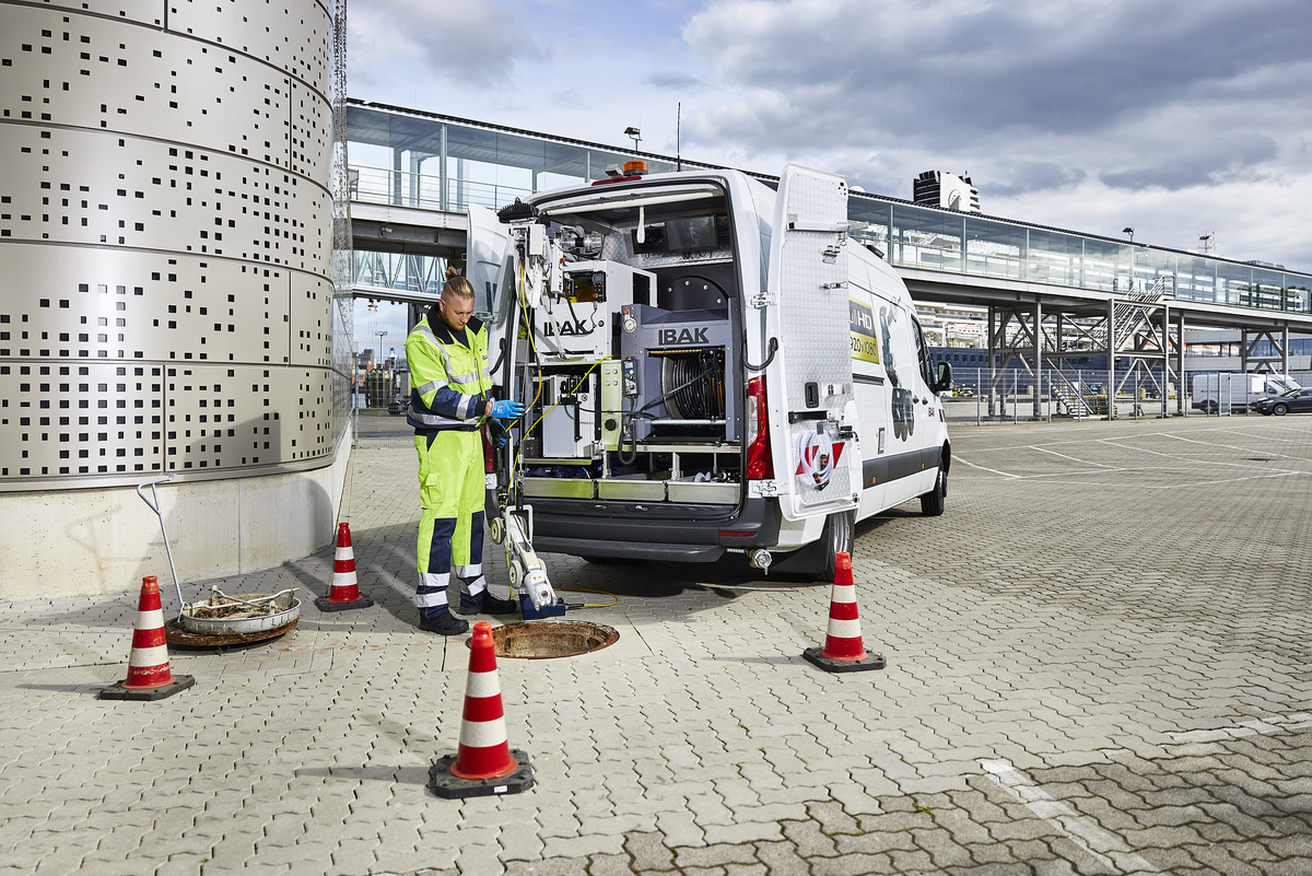 IBAK Fahrzeugsystem zur Hauptkanalinspektion Hausanschlussinspektion Satelliteninspektion LISY TITAN Hochdruckspüler